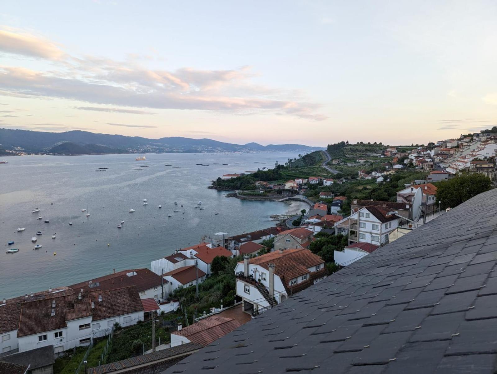 Atico Con Vistas En Raxo Leilighet Eksteriør bilde